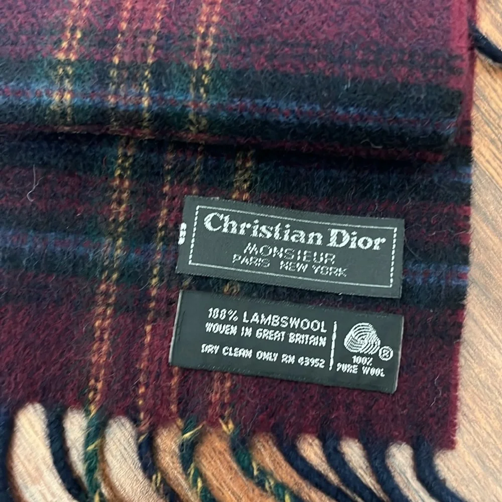 499. Christian dior scarf